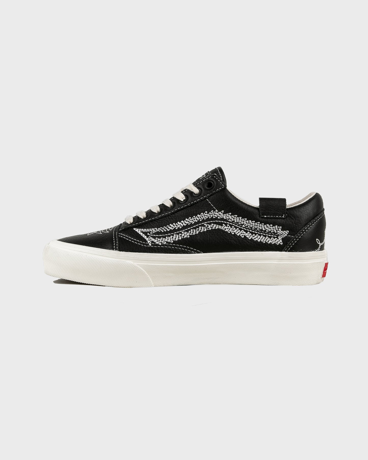 SHANE GONZALES/VANS VAULT® OLD SKOOL LX - BLACK/MARSHMALLOW